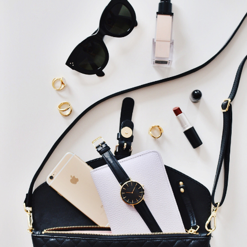 Why You Need a Purse Organizer