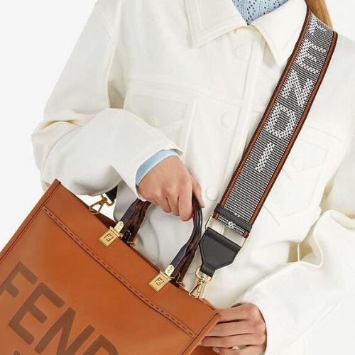 How to Choose the Perfect Purse Organizer for Your Fendi Bags